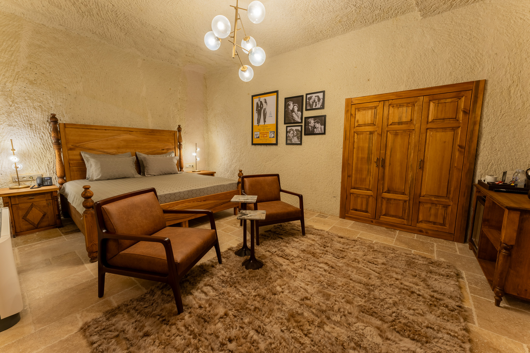 Room 101 - 1